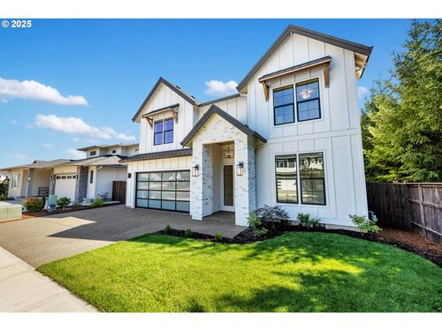 16705 Ne 83rd St, Vancouver, WA, 98682-1404 | Card Image