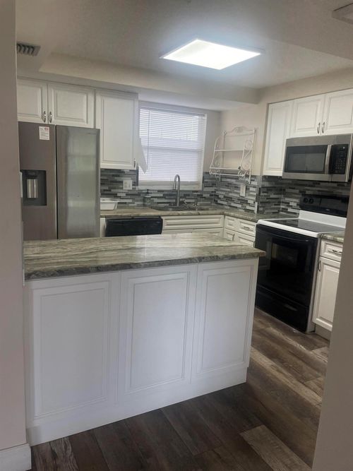 305-729 Lori Drive, Palm Springs, FL, 33461 | Card Image
