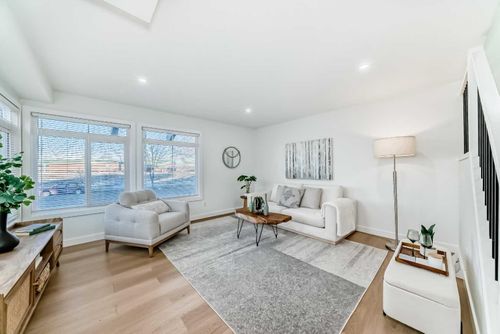200 Falworth Way Ne, Calgary, AB, T3J1E8 | Card Image