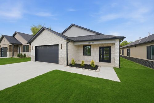 10734 S Worth Ave, Worth, IL, 60482 | Card Image