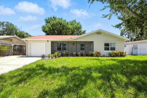 8208 Tanglewood Ln, TAMPA, FL, 33615-4639 | Card Image