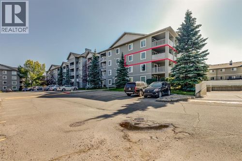 604 8 St Sw, Airdrie, AB, T4B2W4 | Card Image