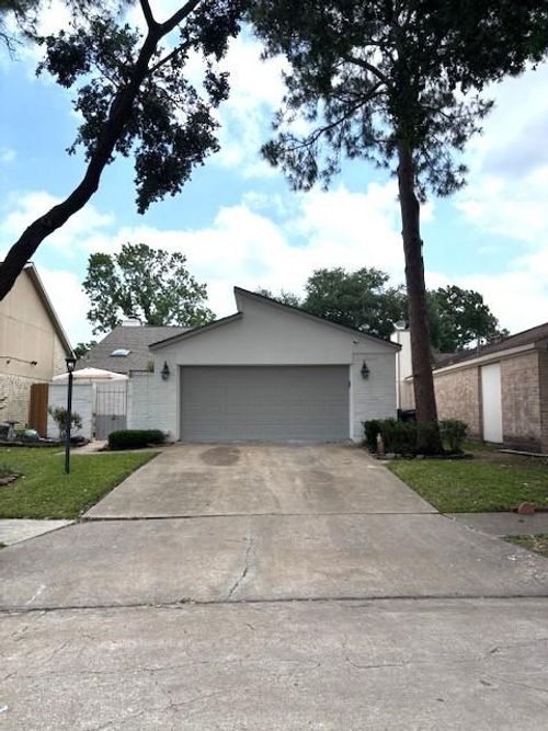 3407 S Briar Knoll Dr, Houston, TX, 77082-3608 | Card Image