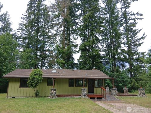 1384 Chicken Coop Rd, Sequim, WA, 98382-7619 | Card Image