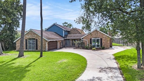 3014 Bayou Dr, La Porte, TX, 77571-6902 | Card Image