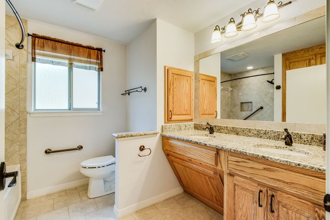 1822 Silverside Dr, House other with 3 bedrooms, 2 bathrooms and null parking in Grapevine TX | Image 27