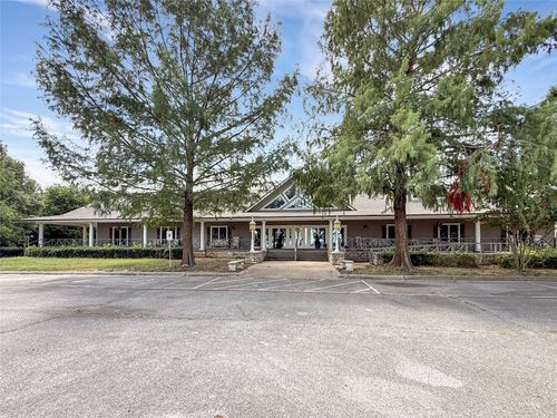 1100 Reba Macentire Ln, Denison, TX, 75020-9056 | Card Image