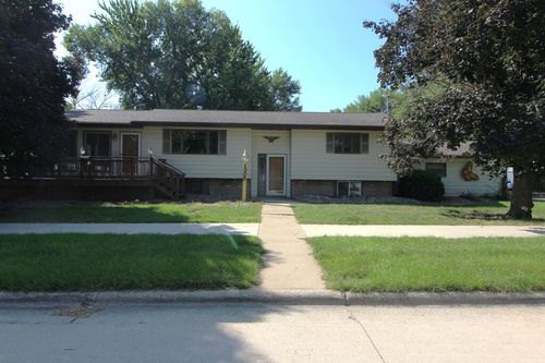 1305 15th Ave, Manson, IA, 50563-5122 | Card Image