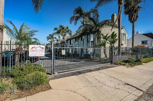 1-631 13th St, San Diego, CA, 92101-7427 | Card Image