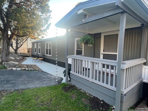 805 Lakeview Loop, Canyon Lake, TX, 78133-5870 | Card Image