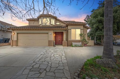 1258 De Cunha Ct, Salinas, CA, 93906-5036 | Card Image