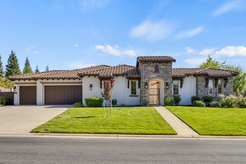 2901 Corriente Way, Lincoln, CA, 95648 | Card Image