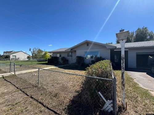 1556 Circle Way, Big Piney, WY, 83113-5103 | Card Image