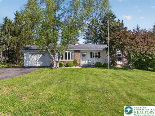 103 Kent Rd, Stroudsburg, PA, 18360-7401 | Card Image