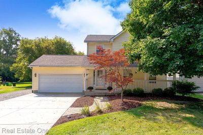 1216 Taylor Road, Home with 3 bedrooms, 2 bathrooms and null parking in Auburn Hills MI | Image 3