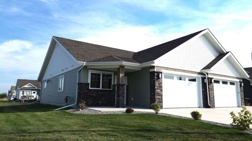 4940 Beardsley Ave, Lacombe, AB, T4L0G4 | Card Image