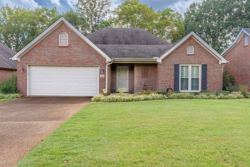 117 Meadowcrest Dr, Florence, AL, 35630-6721 | Card Image