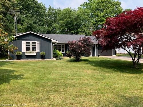 11775 Bates Dr, Morpeth, ON, N0P1X0 | Card Image