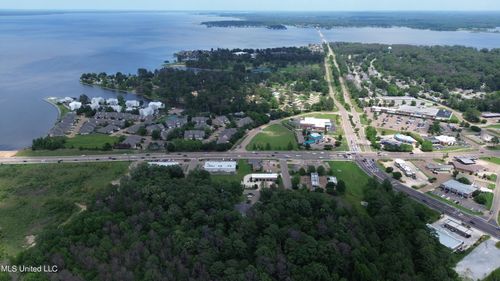 Lot 11 Village Sq, Brandon, MS, 39047 | Card Image