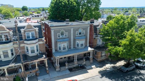 135- 137 College Avenue, LANCASTER, PA, 17603 | Card Image