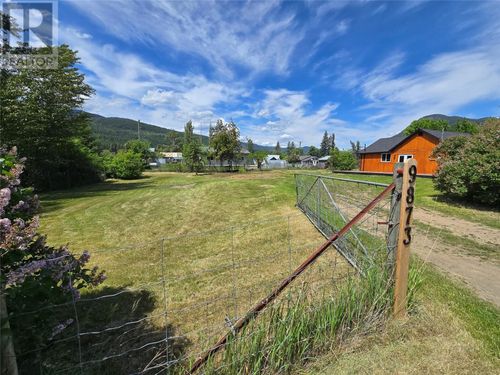 9873 Cleaveley St, Little Fort, BC, V0E2C0 | Card Image