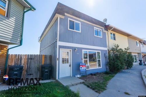 168 Roanoke Trl, Glenrock, WY, 82637-5210 | Card Image