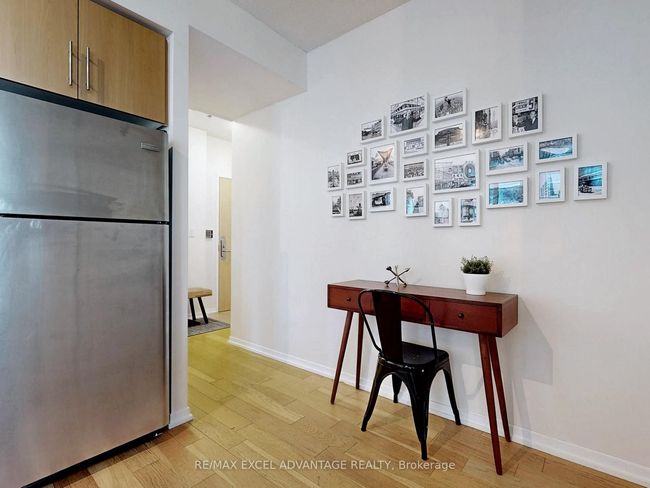 1305 - 65 Bremner Blvd, Condo with 3 bedrooms, 2 bathrooms and null parking in Toronto ON | Image 18