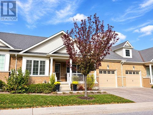 16 Lacorra Way S, Brampton (Sandringham-Wellington), ON, L6R3P2 | Card Image
