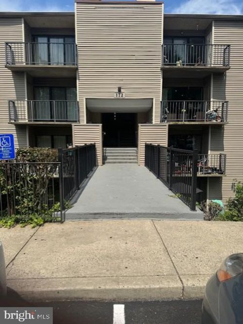 apt-304-112 Duvall Ln, GAITHERSBURG, MD, 20877-1670 | Card Image