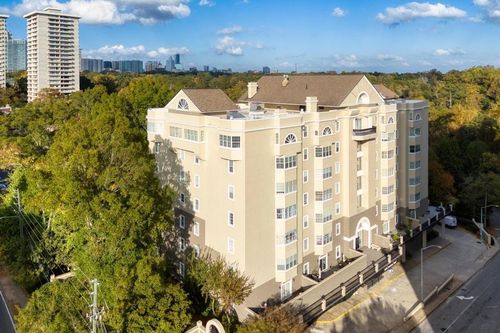 apt-306-2499 Peachtree Rd Ne, Atlanta, GA, 30305-4165 | Card Image