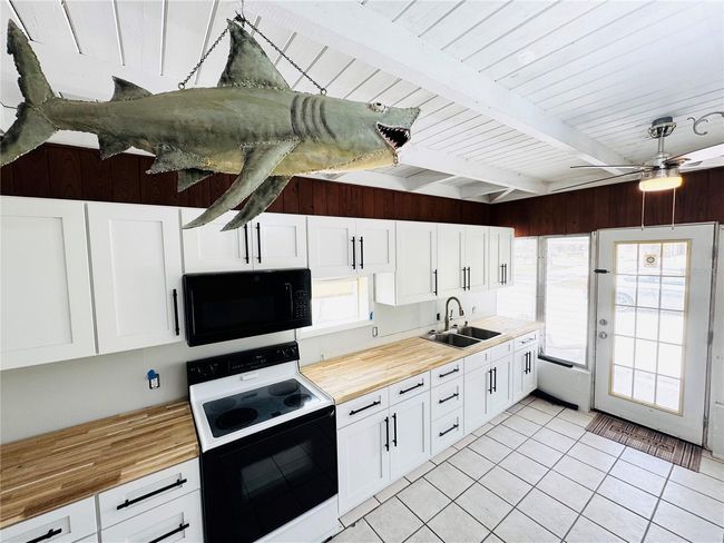 612 Shore Rd, House other with 2 bedrooms, 2 bathrooms and null parking in NOKOMIS FL | Image 19