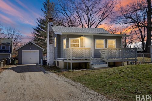 43319 Catherine Ave, Antioch, IL, 60002-8946 | Card Image