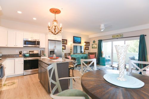 105-180 Ashworth Ave, Hampton, NH, 03842-3435 | Card Image