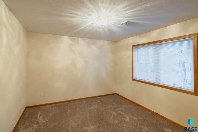 284 7th St, Townhouse with 2 bedrooms, 2 bathrooms and null parking in Westbrook MN | Image 23