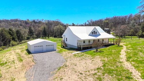 117 Switchboard Rd, Brush Creek, TN, 38547-5070 | Card Image