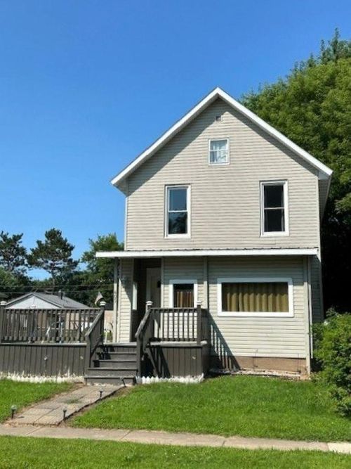 405 N 3rd St, Abbotsford, WI, 54405-9537 | Card Image