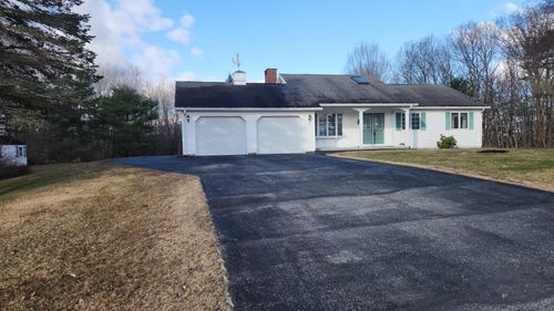 12 Hartford Street, Lewiston, ME, 04240 | Card Image