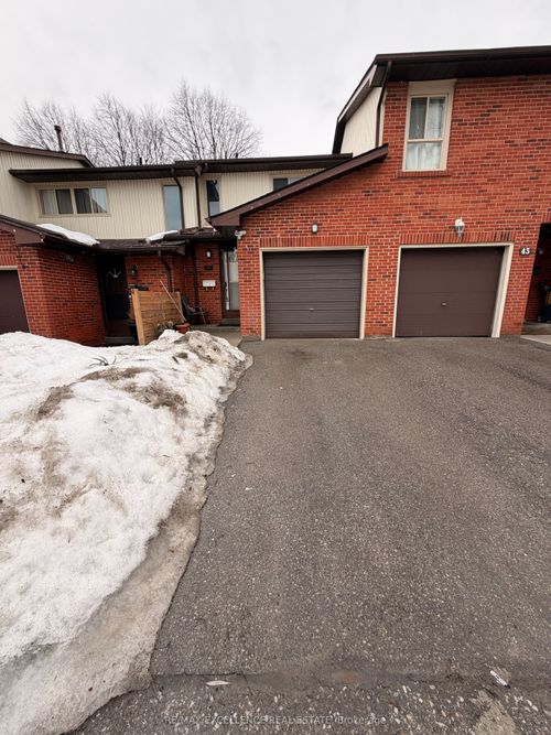 42-42 Foster Cres, Brampton, ON, L6V3M7 | Card Image