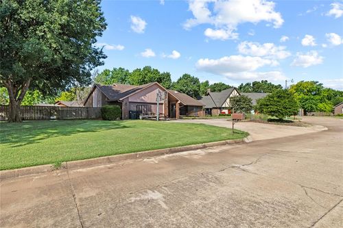 103 Cardinal Cir, Fairview, OK, 73737-2534 | Card Image