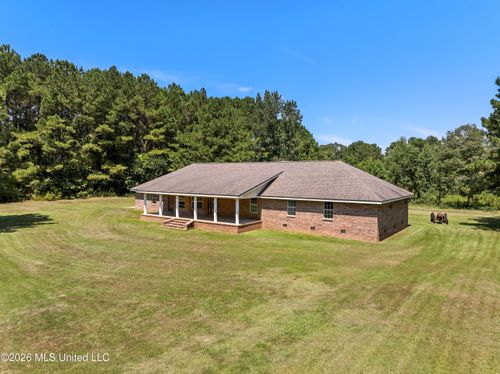 28 J D Aultman Rd, Sumrall, MS, 39482-3998 | Card Image