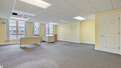 107 N Mitchell St, Cadillac, MI, 49601-1832 | Card Image