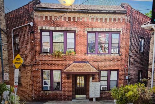 601 Columbia Ave, North Bergen, NJ, 07047-1651 | Card Image