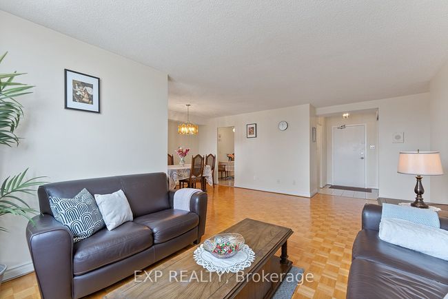 309 - 2825 Islington Ave, Condo with 2 bedrooms, 2 bathrooms and null parking in North York ON | Image 5