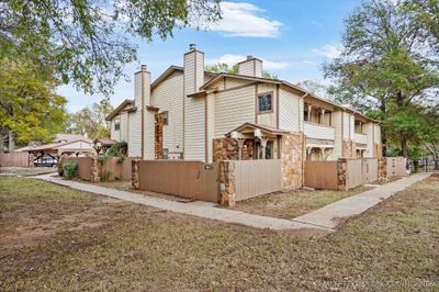 22E - 7901 E 66th Street, Condo with 1 bedrooms, 1 bathrooms and null parking in Tulsa OK | Image 1