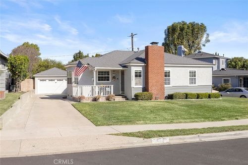 425 Cherry St, Brea, CA, 92821-6528 | Card Image