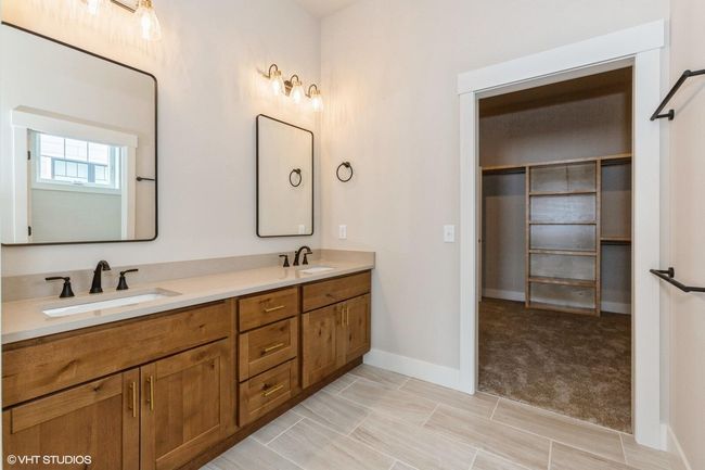 2576 Noellyn Dr, Condo with 2 bedrooms, 2 bathrooms and null parking in Berrien Springs MI | Image 24