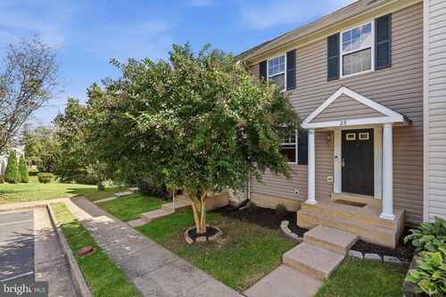 28 Quarterpole Ct, WARRENTON, VA, 20186-3072 | Card Image
