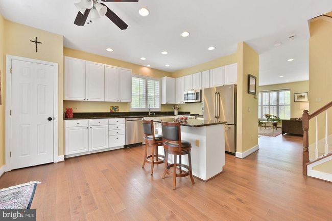 1249 Wild Hawthorn Way, Townhouse with 3 bedrooms, 4 bathrooms and null parking in RESTON VA | Image 15