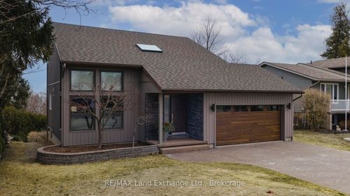 222 Penetangore Row, Kincardine, ON, N2Z2P6 | Card Image