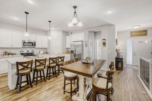 b-9105 Lexington Ave N, Circle Pines, MN, 55014-2606 | Card Image